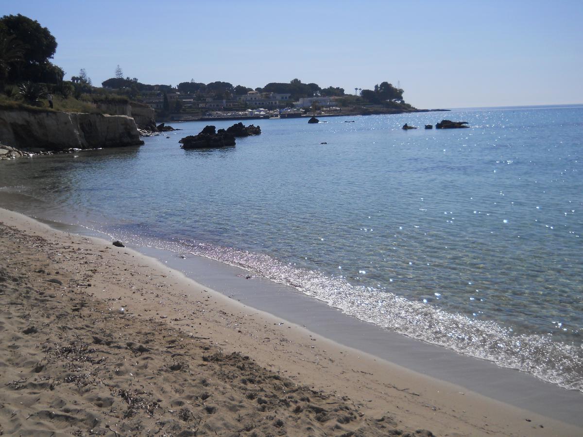 White Beach Beb 冯塔尼比安奇 外观 照片